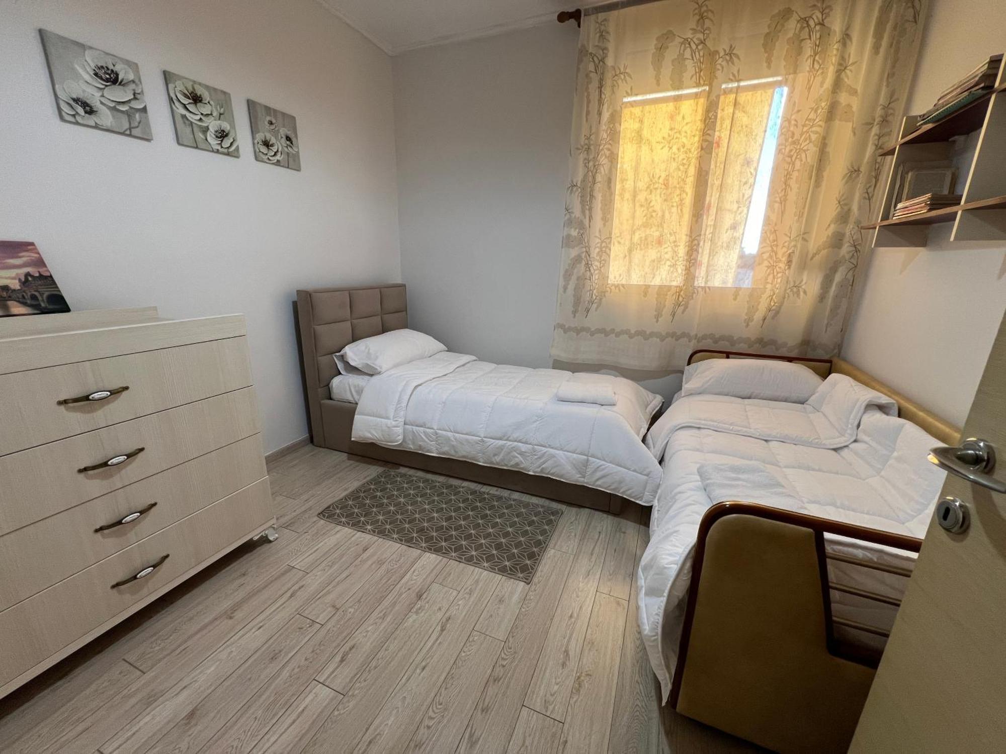 Elbasan Center Family Apartment N.42 Esterno foto
